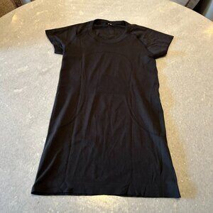 Lululemon Swiftly Tech Short Sleeve Shirt Hip Length Black 4